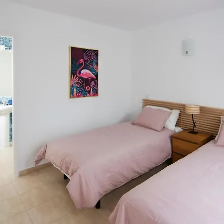 Maximilian House-duplex Vista Al Mar En Complejo Con Piscina Apartman *